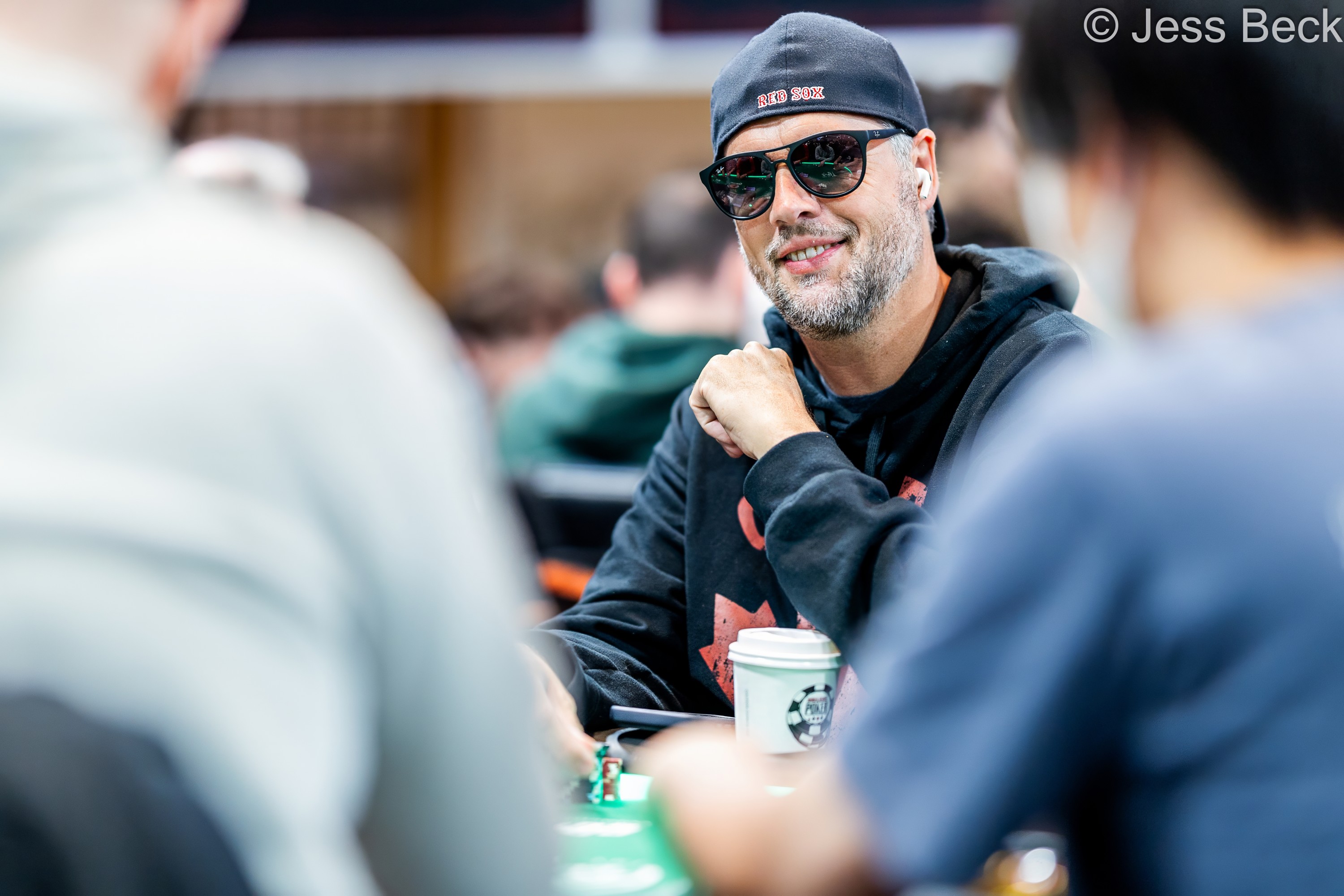 Brad Booth 时隔十余年重返WSOP主赛事：重生之路与现实考量 - 伟德betvictor