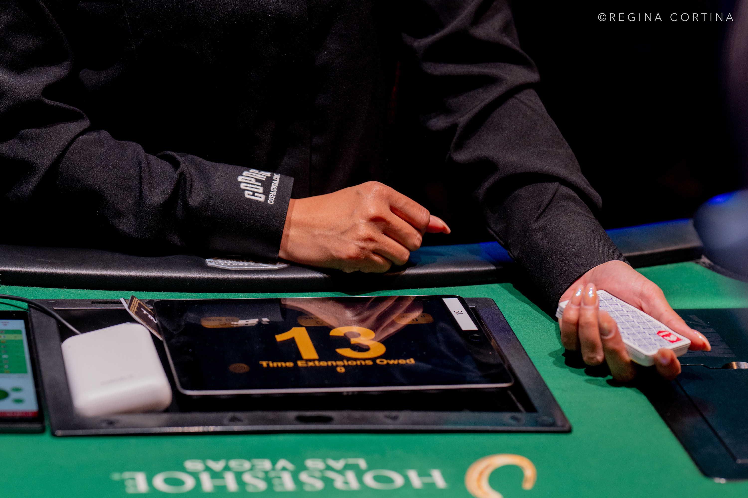 WSOP 主赛事首次引入行动时钟，专家如何评估这场规则变革？ - 伟德体育