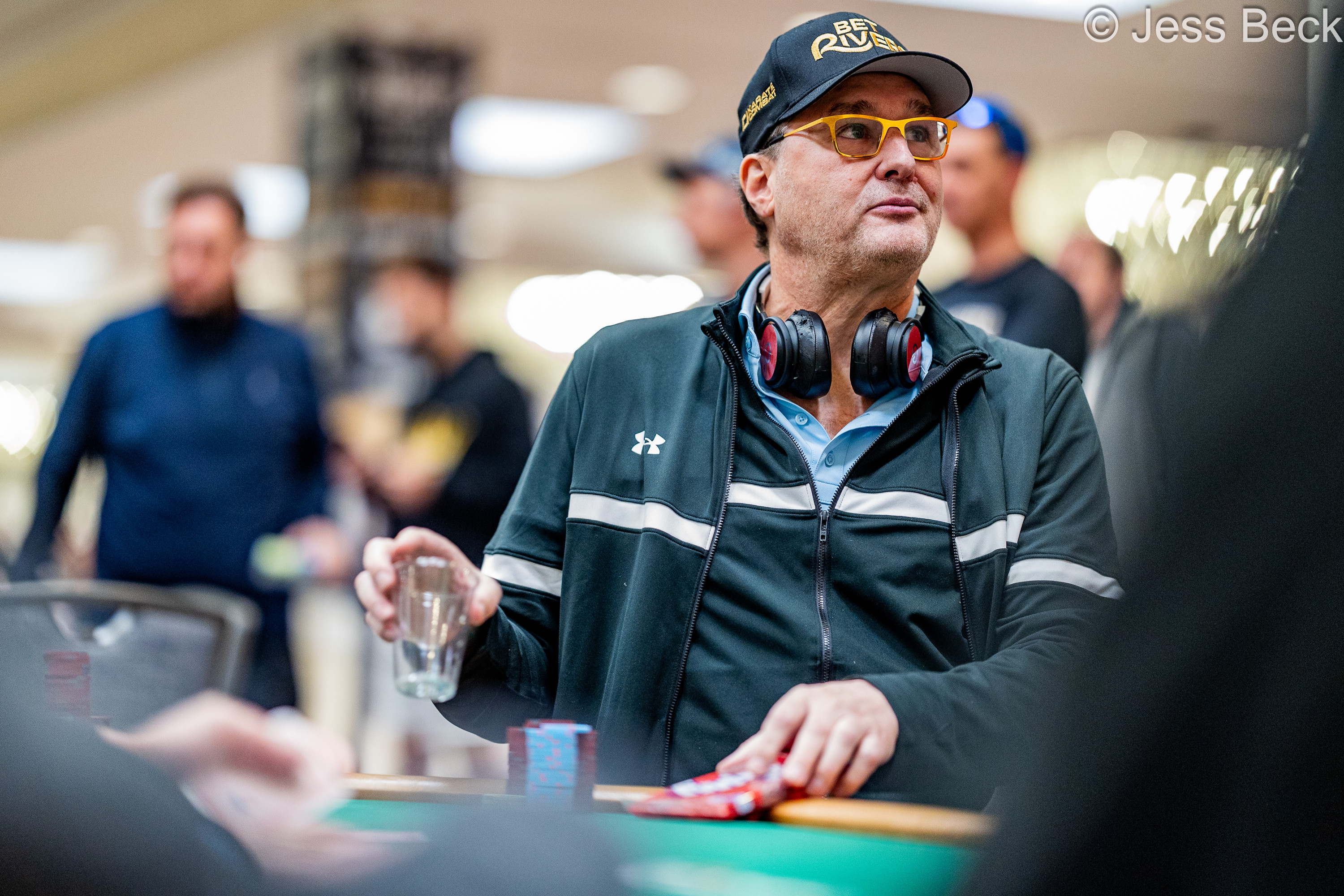 菲尔·赫尔姆斯在WSOP决赛日处于领先，能否冲击第18个手镯？ - 伟德体育